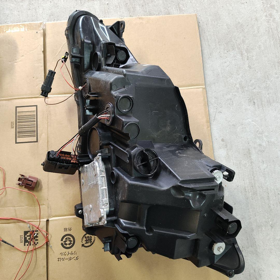 LEXUSis250/350 F用 VLAND製ヘッドライト